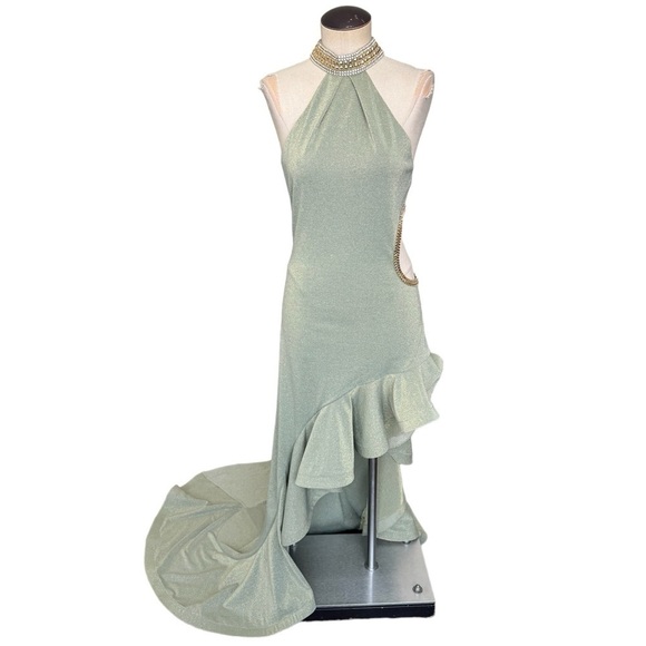 Bronx and Banco Runway X REVOLVE Nefertiti Gown in Menthol - Picture 5 of 17